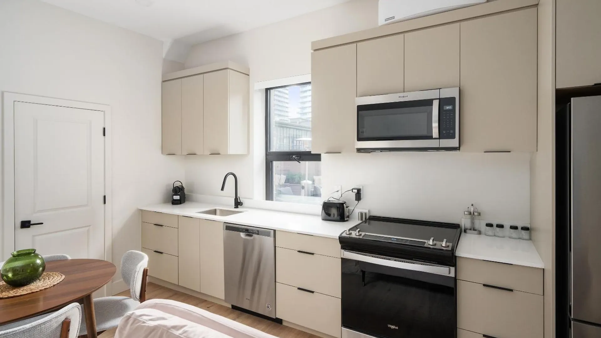The Griffin Aparthotel- Downtown Montreal 0*,  Kanada